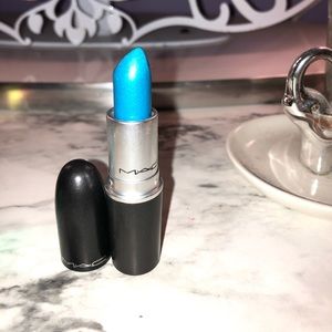 mac blast o’ blue A37 lustre lipstick